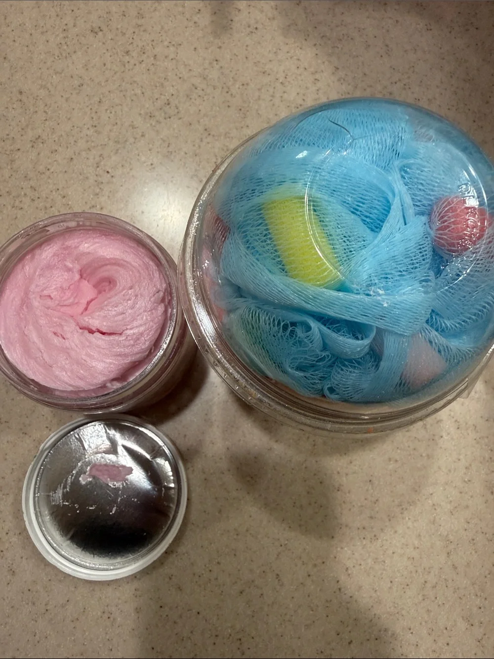 Nectar fruit smoothie whipped soap and orange creamsicle bath soak w/loofah spg.